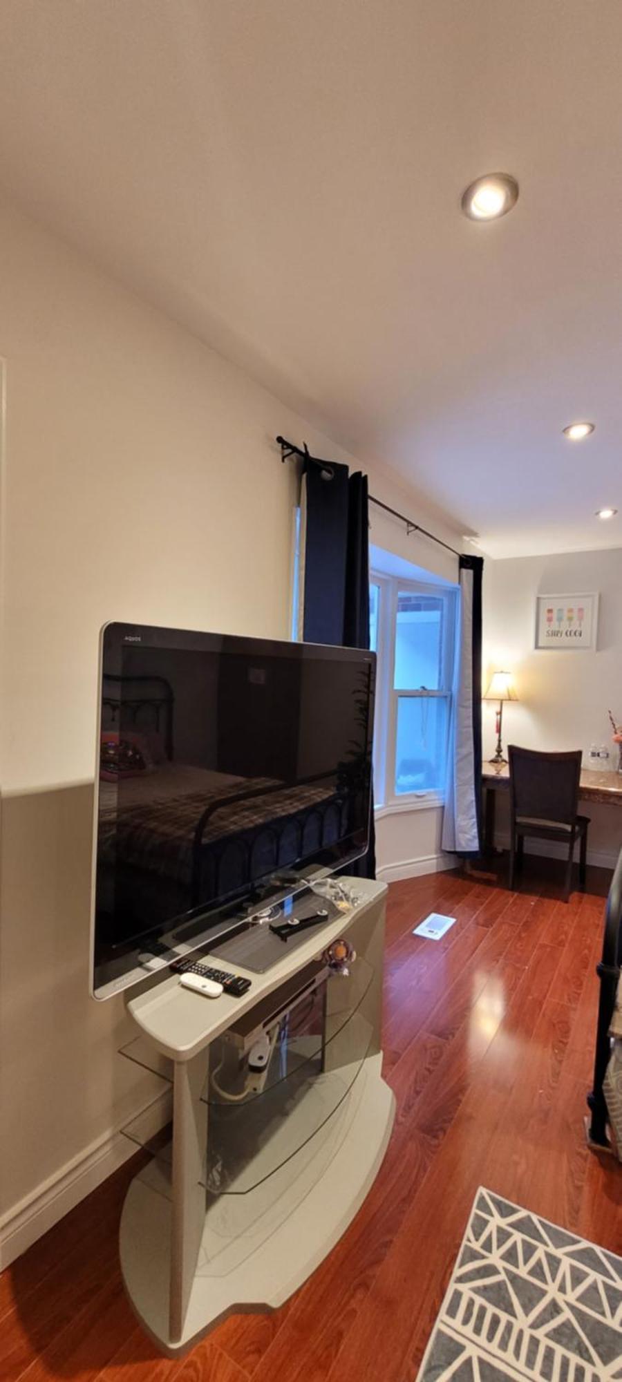 Mainfloor Spacious Room In Toronto Exteriör bild